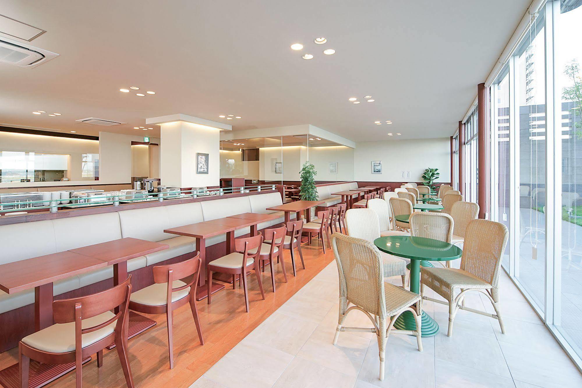 טוקונאמה Comfort Hotel Central International Airport מראה חיצוני תמונה